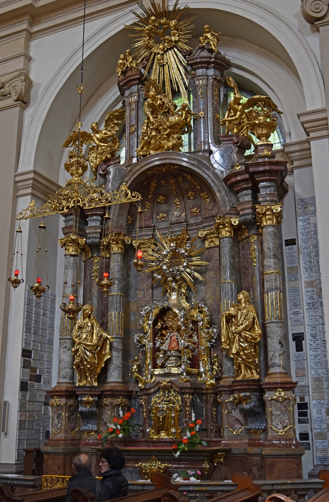 Altar of the Child Jesus